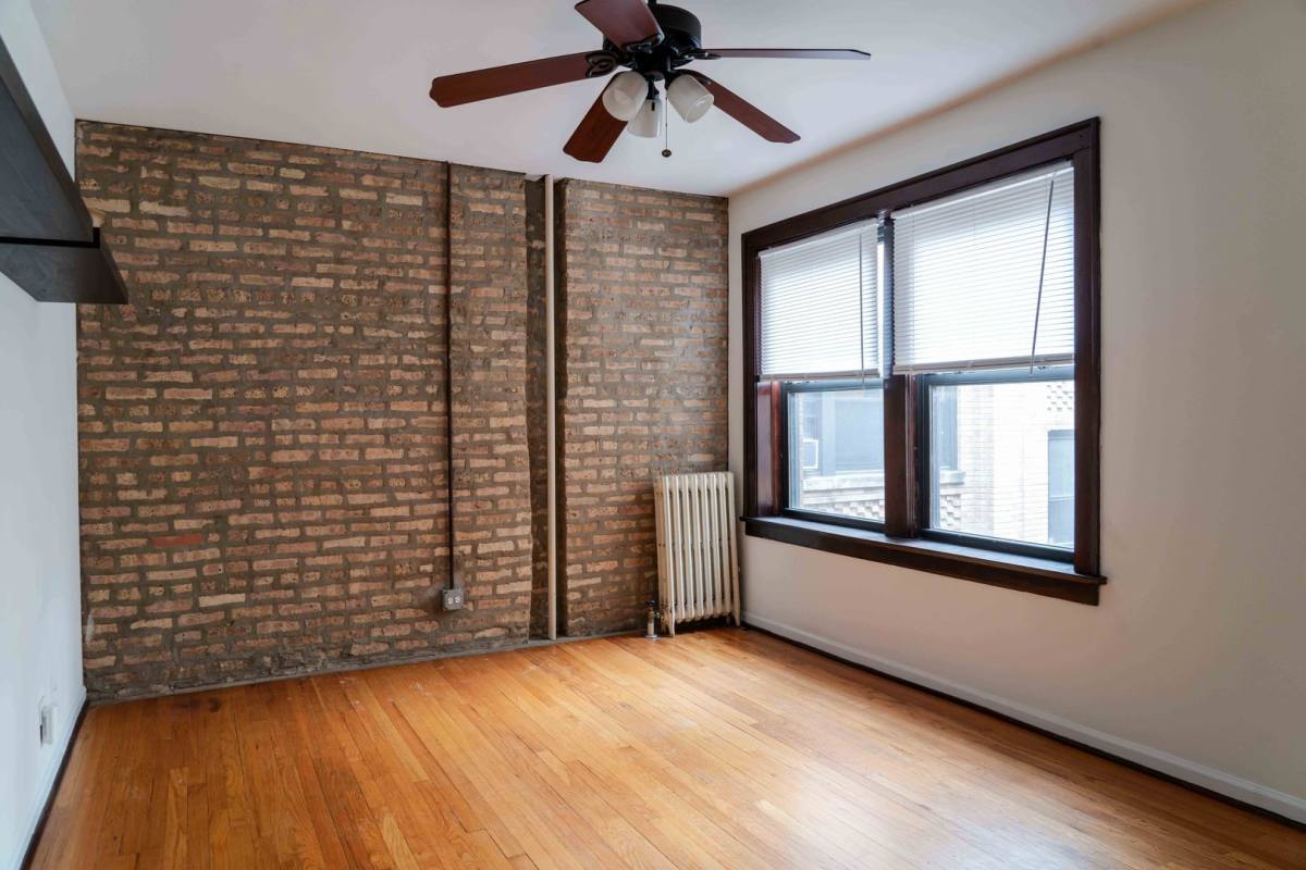 Apartment for rent at 1228-1234 W Carmen Ave, Chicago, IL 60640