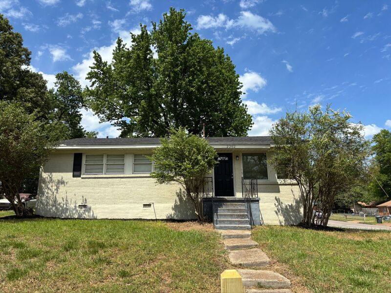 House for rent at 2202 Pamela Dr, Memphis, TN 38127