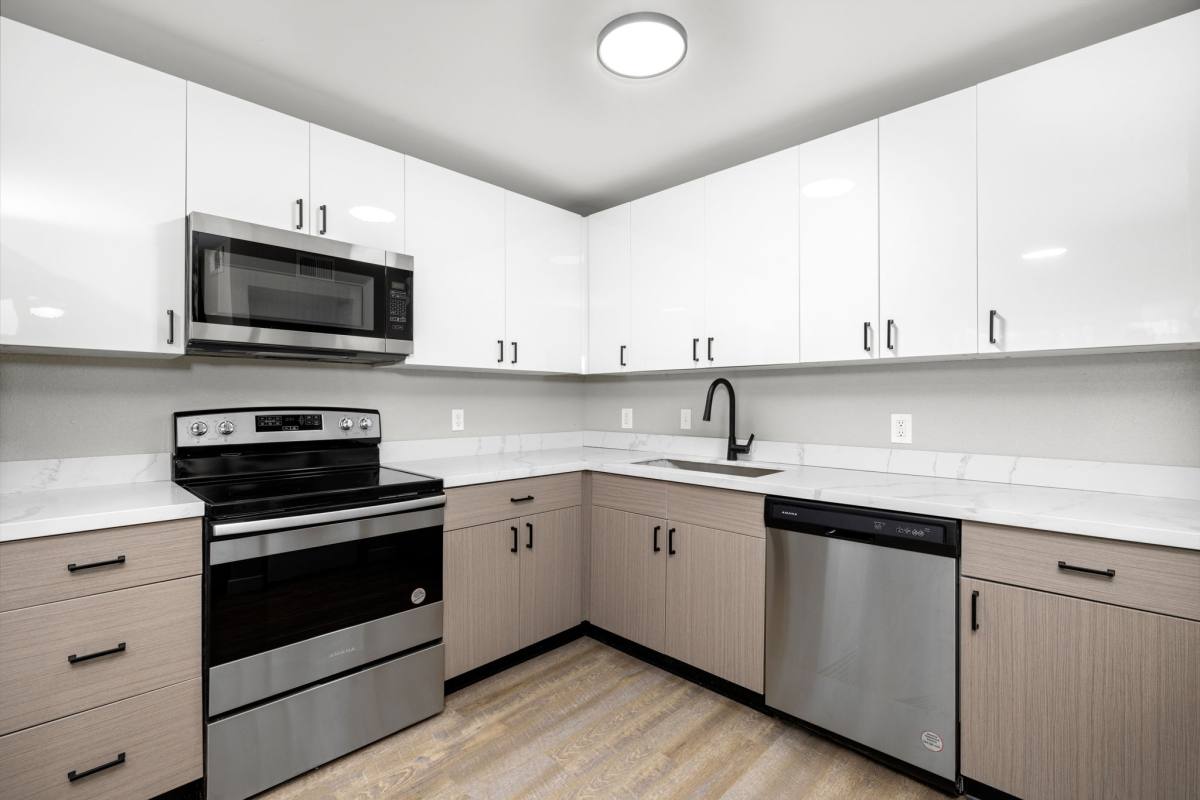 Apartment for rent at 50 Devon Court #B-12, Edwardsville, IL 62025
