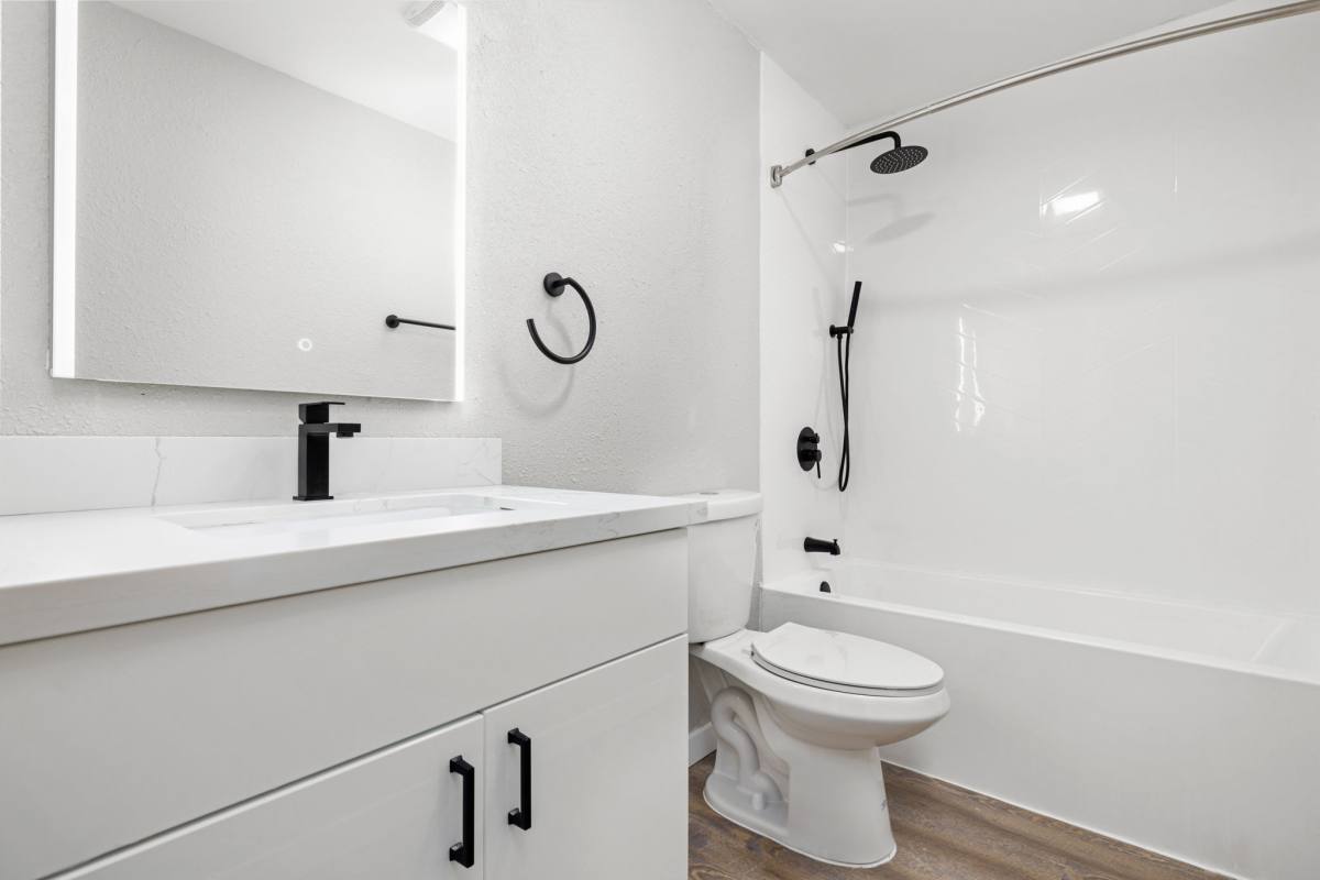 Apartment for rent at 50 Devon Court #B-12, Edwardsville, IL 62025