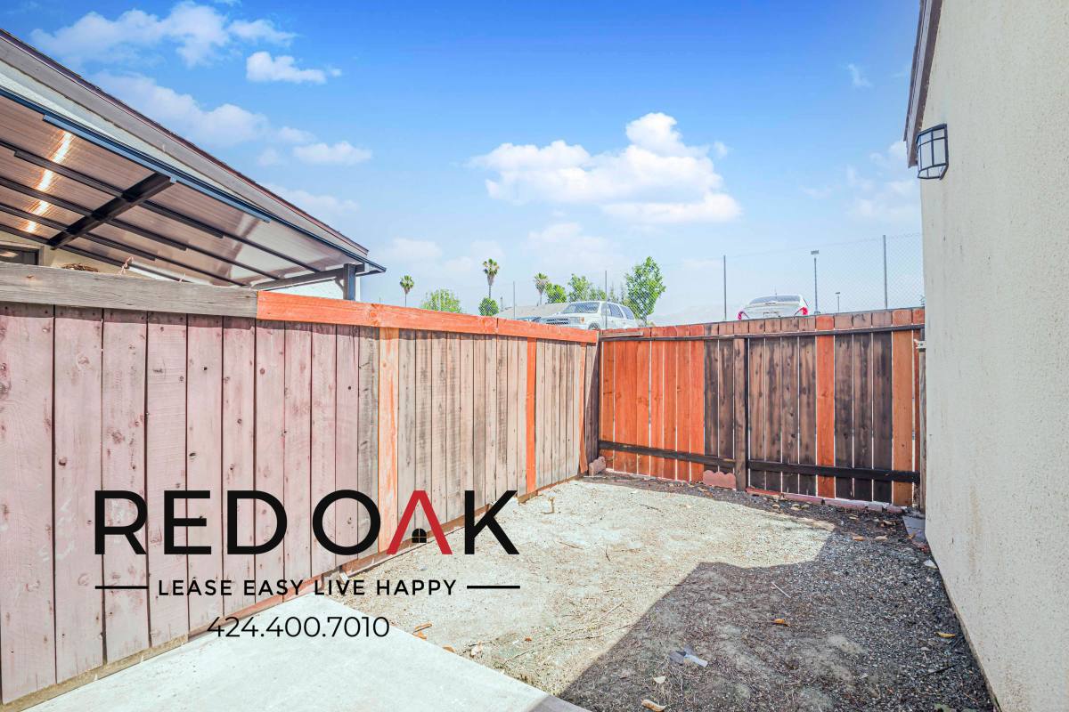 Condo for rent at 550 N Santa Fe St #31, Hemet, CA 92543
