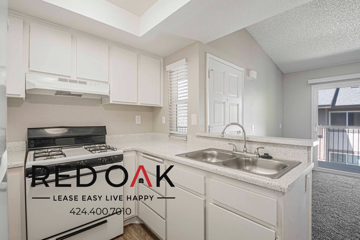 Condo for rent at 551 N Santa Fe St, Hemet, CA 92543