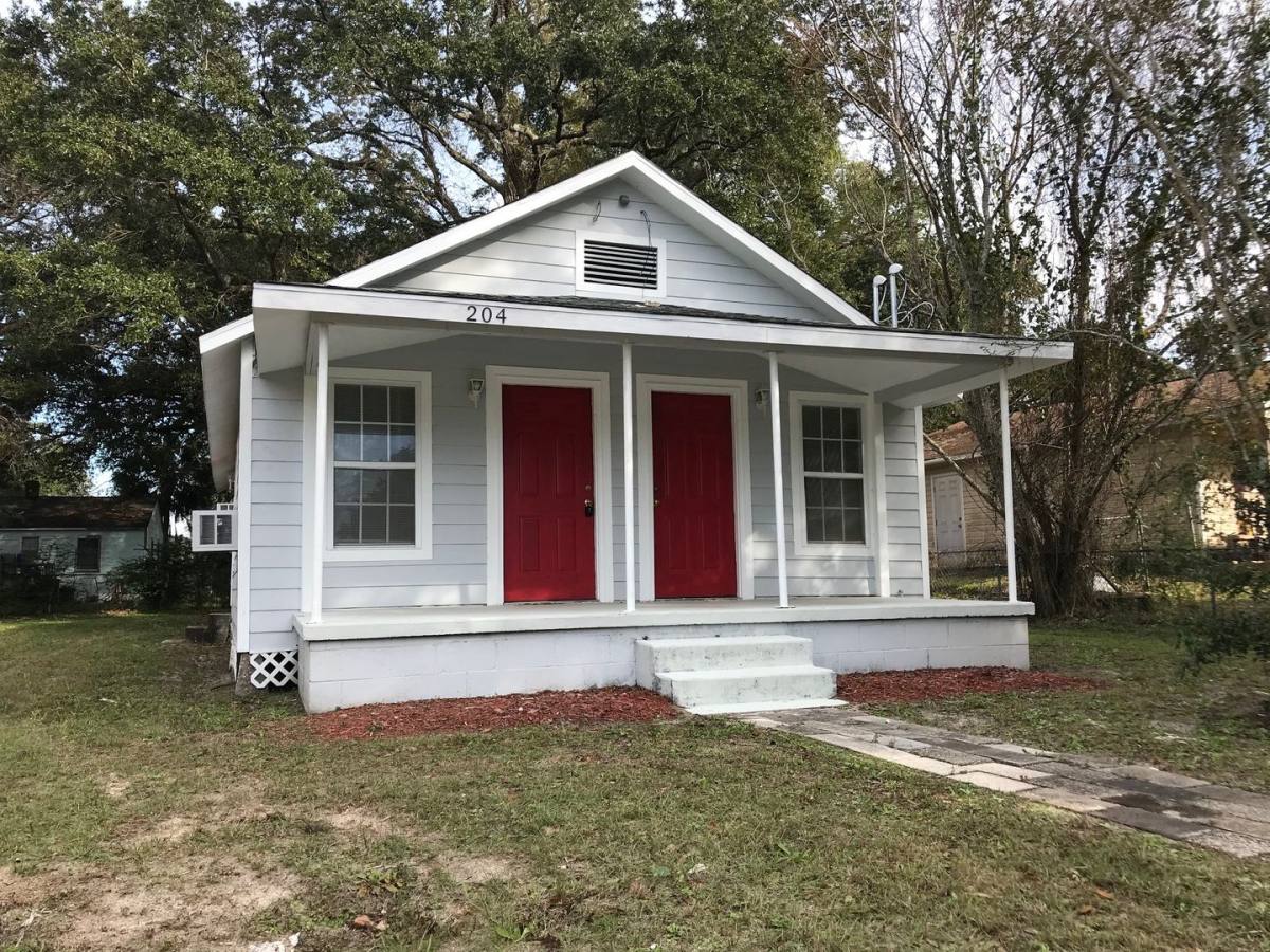 Apartment for rent at 204 Brigadier St, Pensacola, FL 32507