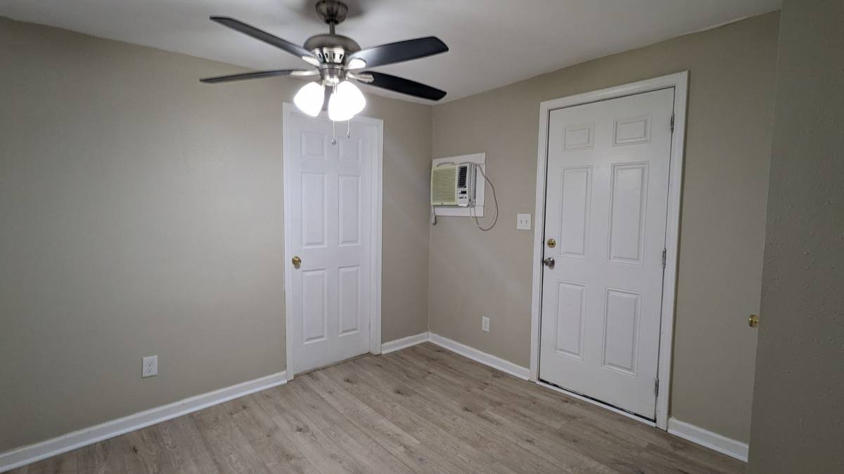 Apartment for rent at 204 Brigadier St, Pensacola, FL 32507