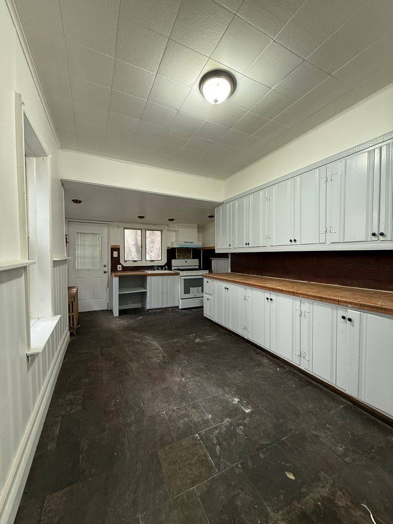 House for rent at 933 Beatty St, Trenton, NJ 08611