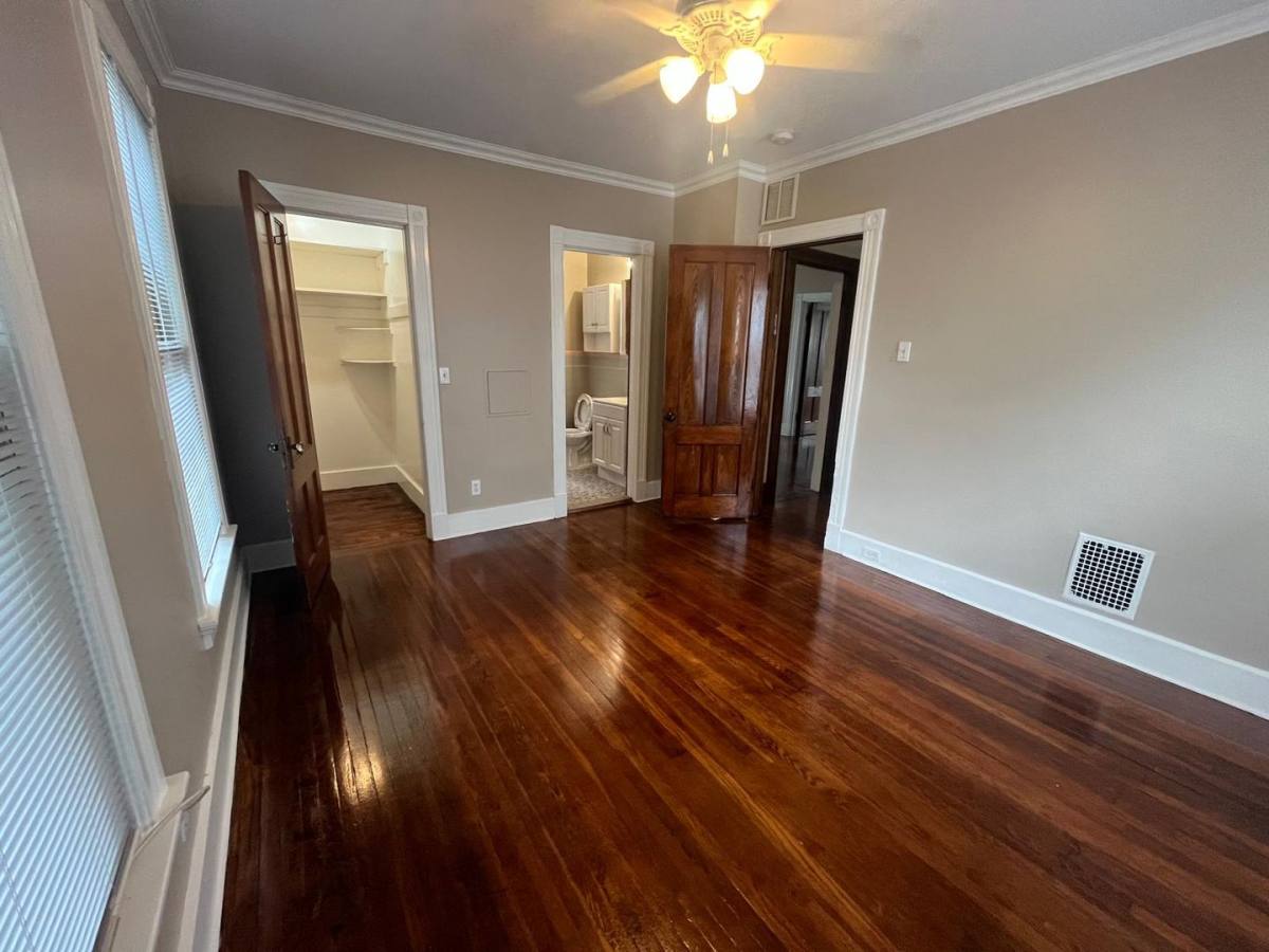 House for rent at 117 Maple St, New Haven, CT 06511