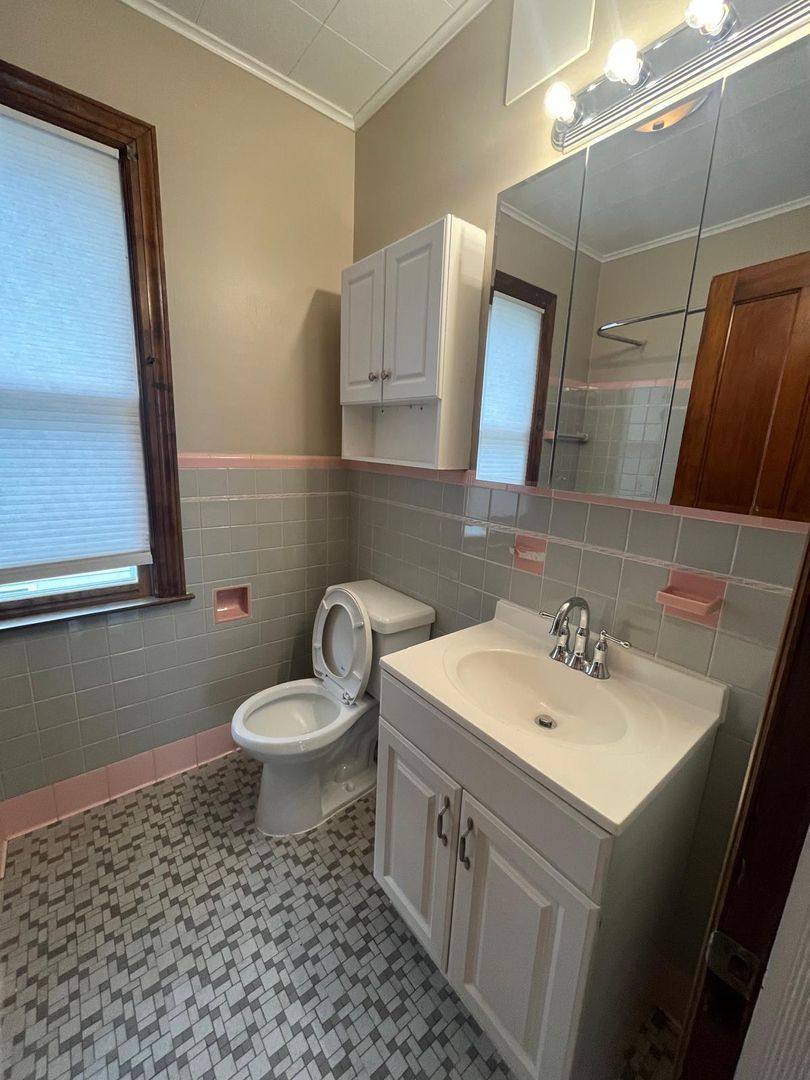 House for rent at 117 Maple St, New Haven, CT 06511