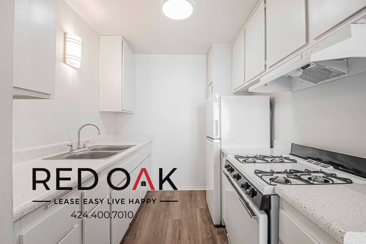 Condo for rent at 550 N Santa Fe St #33, Hemet, CA 92543