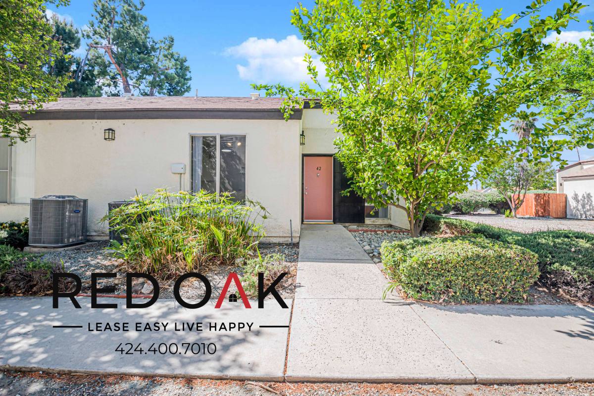 Condo for rent at 550 N Santa Fe St #33, Hemet, CA 92543