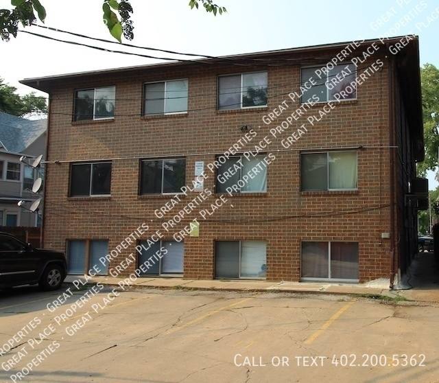 Apartment for rent at 1123 F St #8, Lincoln, NE 68508