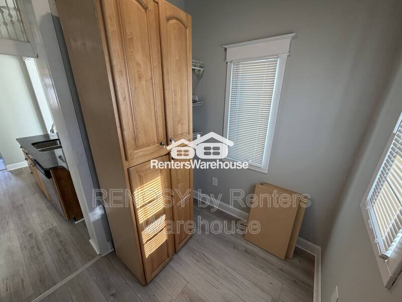Townhouse for rent at 400 Lyndhurst St, Baltimore, MD 21229