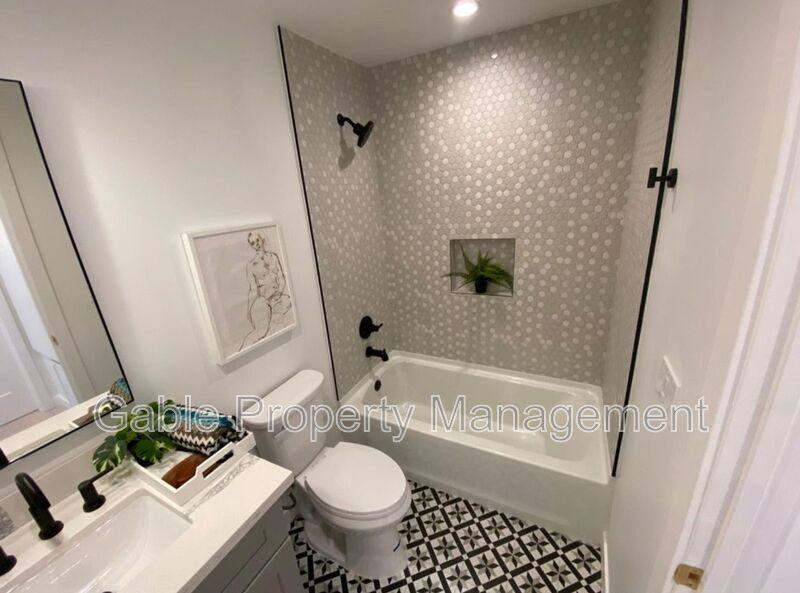 Townhouse for rent at 2320 Fernleaf St, Los Angeles, CA 90031