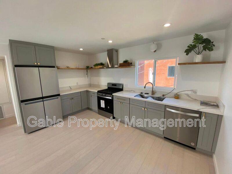 Townhouse for rent at 2320 Fernleaf St, Los Angeles, CA 90031