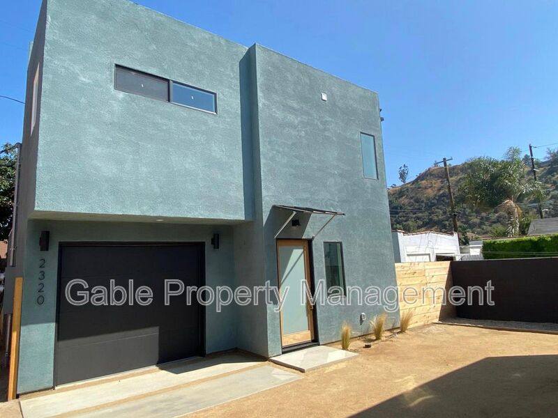 Townhouse for rent at 2320 Fernleaf St, Los Angeles, CA 90031