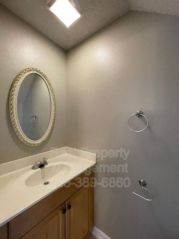 Condo for rent at 920 W Tony St #12D, Gonzales, LA 70737