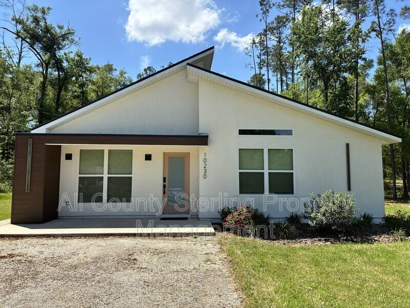 House for rent at 10230 NE 72nd St, Bronson, FL 32621