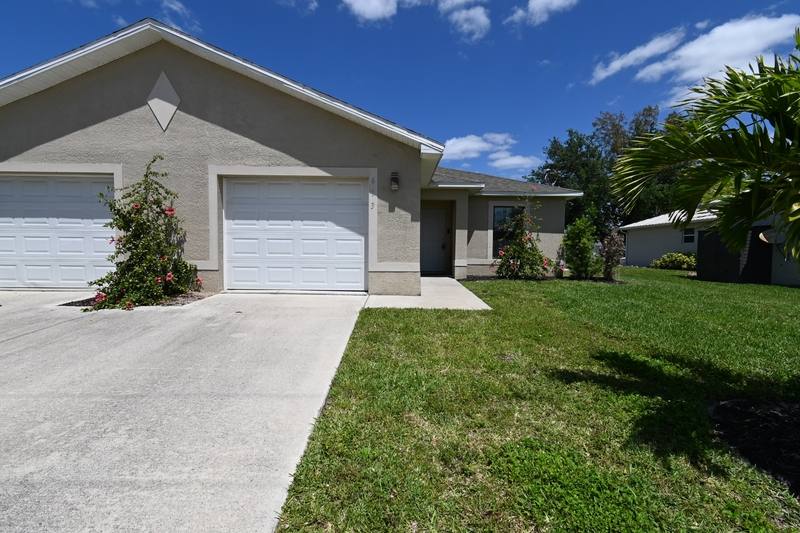 Apartment for rent at 613 SE 14th St #1, Cape Coral, FL 33990
