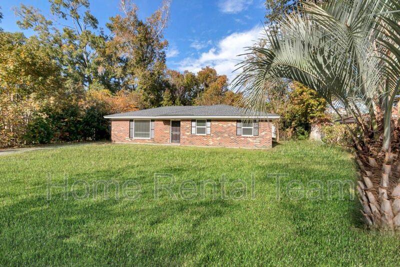 House for rent at 35 Sandpiper Rd, Richmond Hill, GA 31324