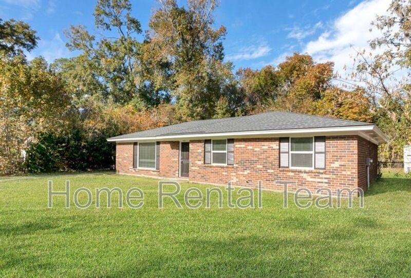 House for rent at 35 Sandpiper Rd, Richmond Hill, GA 31324