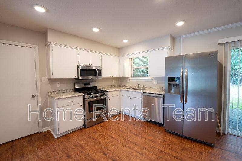 House for rent at 35 Sandpiper Rd, Richmond Hill, GA 31324