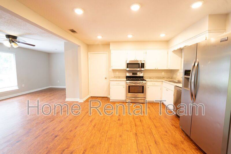 House for rent at 35 Sandpiper Rd, Richmond Hill, GA 31324