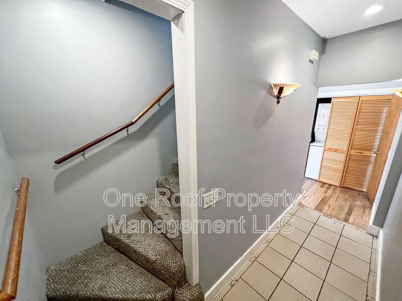 Apartment for rent at 3400 Troost Ave #211, Kansas City, MO 64109
