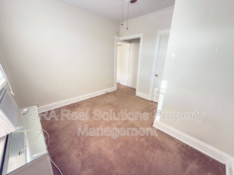 Apartment for rent at 3943 Glenmore Ave #2, Cincinnati, OH 45211