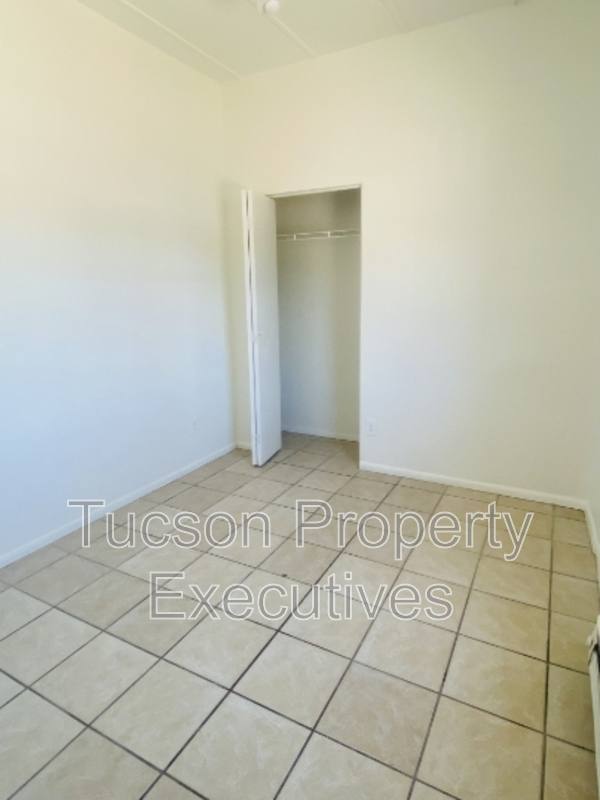 Apartment for rent at 19 W Veterans Blvd #6, Tucson, AZ 85713