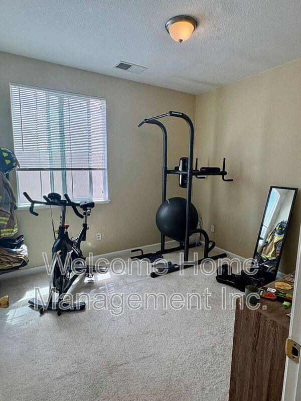 House for rent at 6011 Daffodil Dr, Oakley, CA 94561
