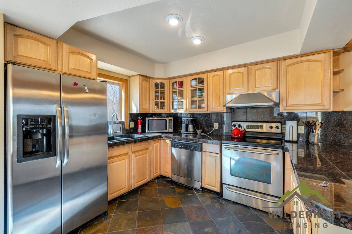 Townhouse for rent at 6965 Ryan Gulch Rd, Silverthorne, CO 80498