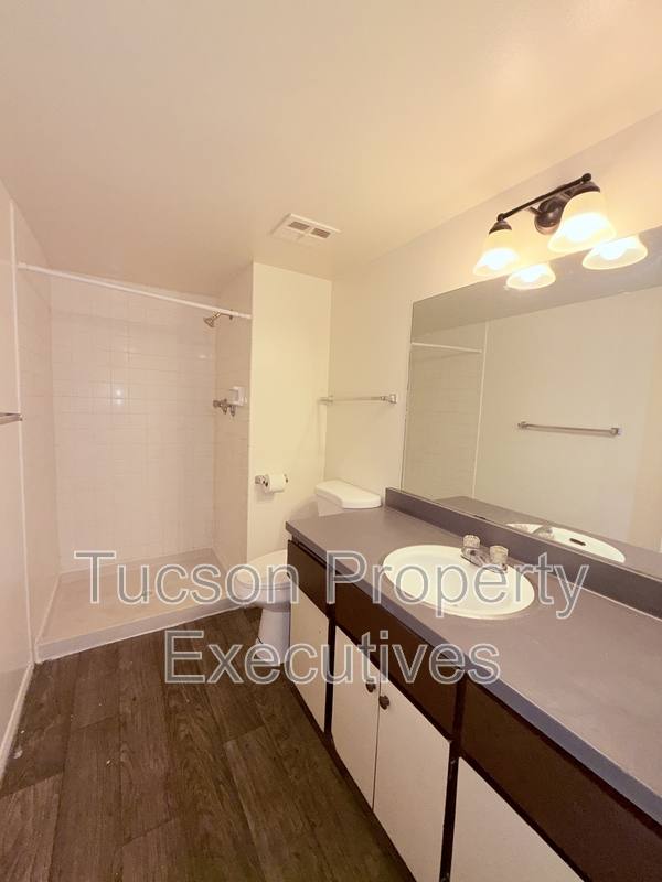 Apartment for rent at 20 N Leonora Ave #201, Tucson, AZ 85711