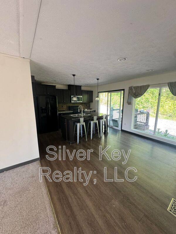 House for rent at 758 County Rd #319, Niota, TN 37826