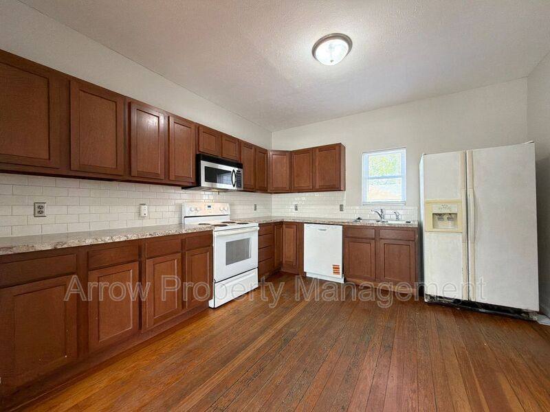House for rent at 2516 Dudley, Lincoln, NE 68503