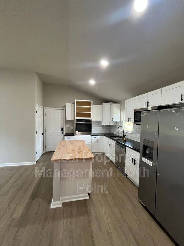 House for rent at 2425 Omaha Rd SW, Atlanta, GA 30331