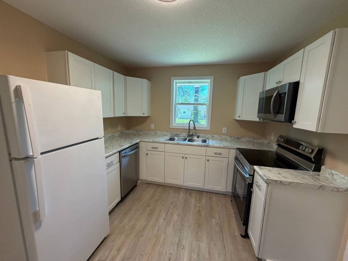 House for rent at 2640 Canary Dr, Brunswick, GA 31520