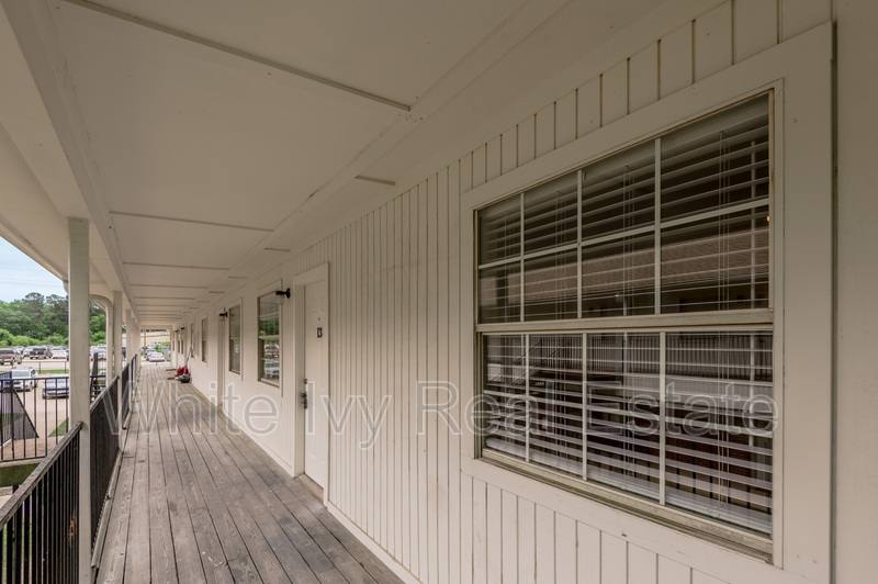 Apartment for rent at 600 Palm St #13, Huntsville, TX 77340