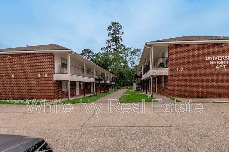 Apartment for rent at 600 Palm St #13, Huntsville, TX 77340