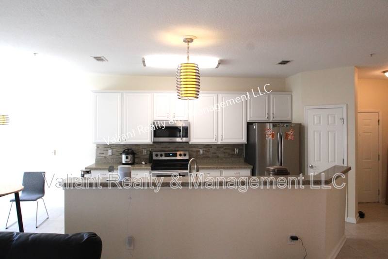 Townhouse for rent at 13364 Beach Blvd #1016, Jacksonville, FL 32224