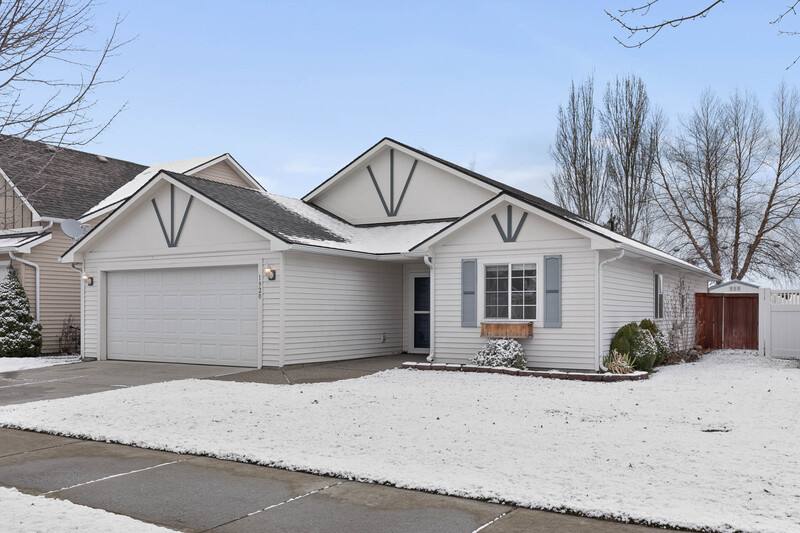 House for rent at 1920 N Cavalier Rd, Greenacres, WA 99016