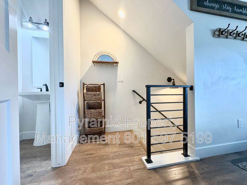 Townhouse for rent at 1027 Wasatch Spring Rd, Kamas, UT 84036