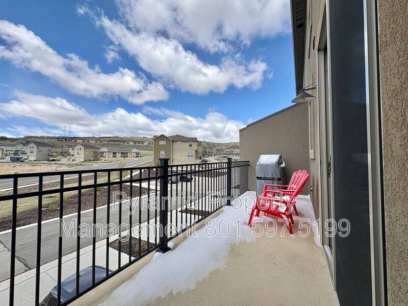 Townhouse for rent at 1027 Wasatch Spring Rd, Kamas, UT 84036