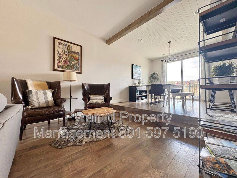 Townhouse for rent at 1027 Wasatch Spring Rd, Kamas, UT 84036