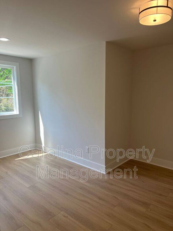 Townhouse for rent at 1358 Briar Creek Rd, Charlotte, NC 28205