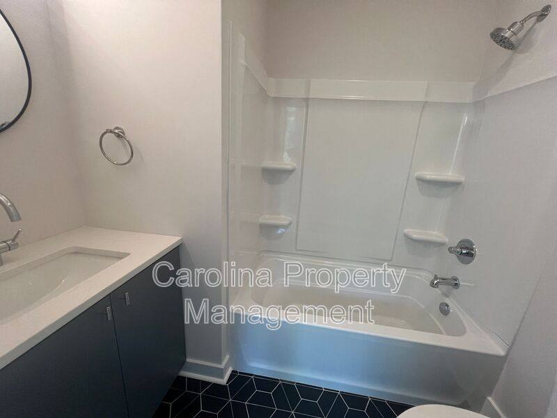Townhouse for rent at 1358 Briar Creek Rd, Charlotte, NC 28205