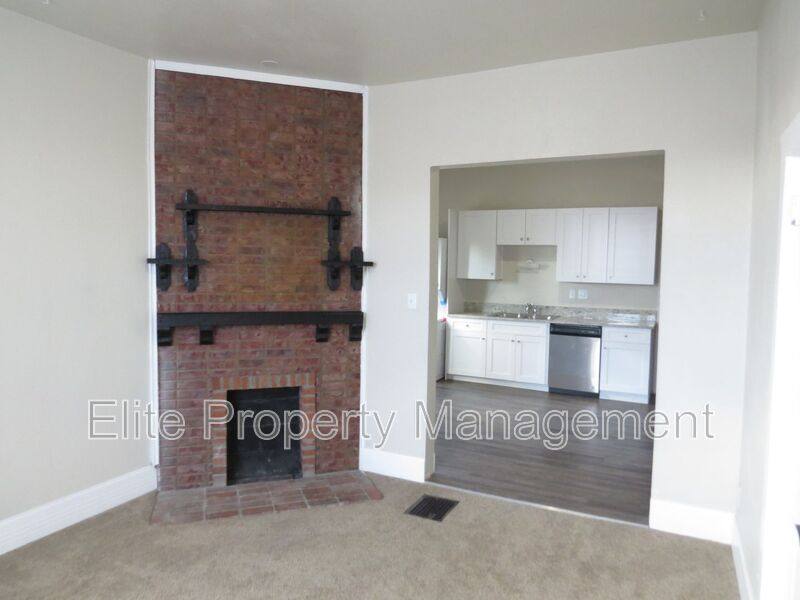 Apartment for rent at 715 W 10th St #1, Pueblo, CO 81003