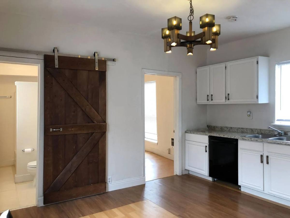 Apartment for rent at 4926 Reiger Ave, Dallas, TX 75214