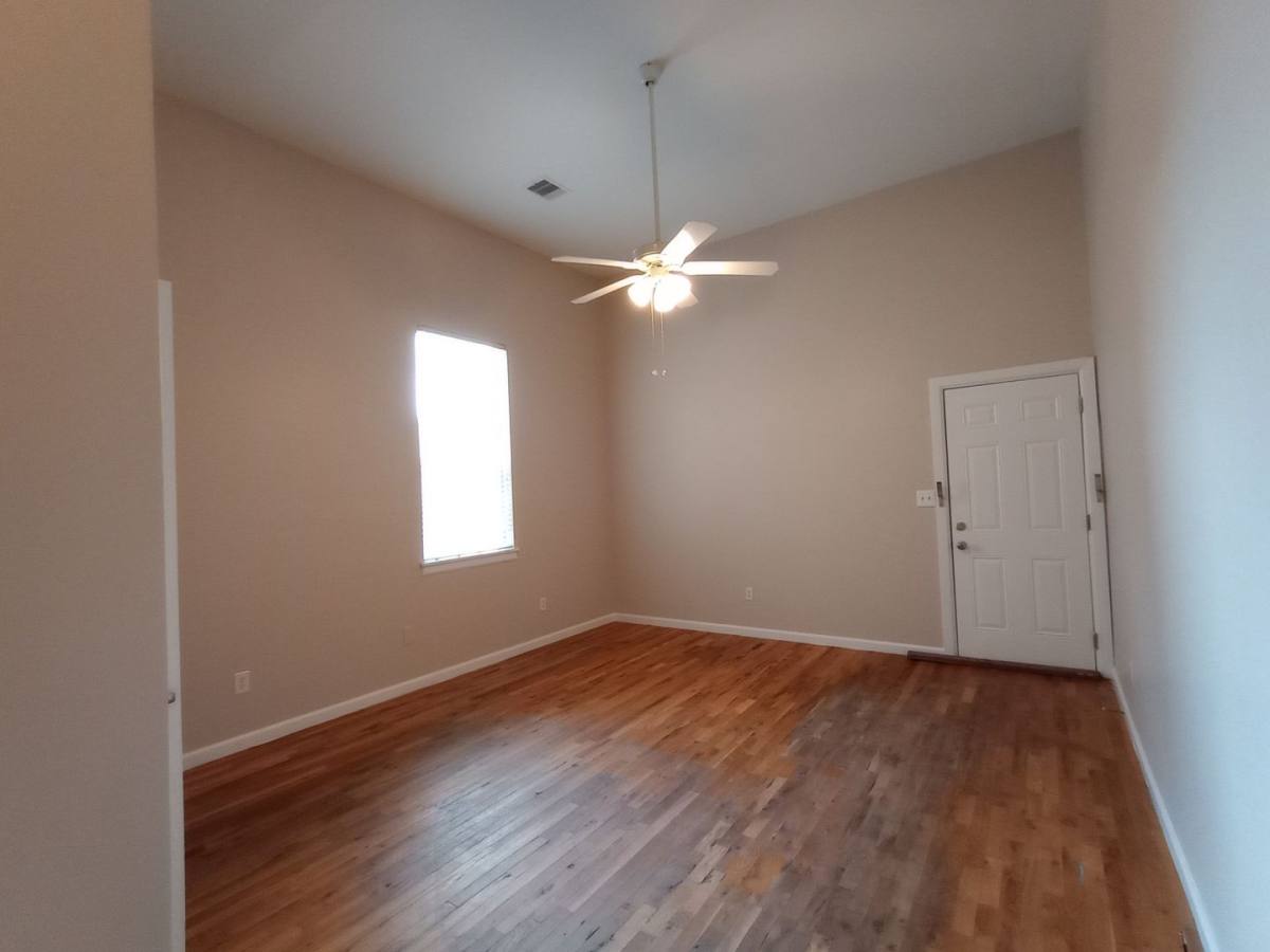 Apartment for rent at 2304-06 Gravier, New Orleans, LA 70119