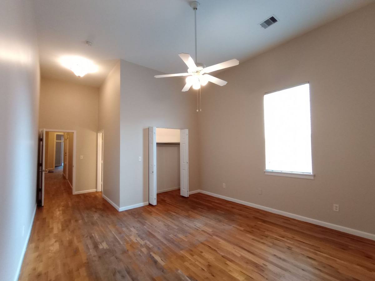 Apartment for rent at 2304-06 Gravier, New Orleans, LA 70119