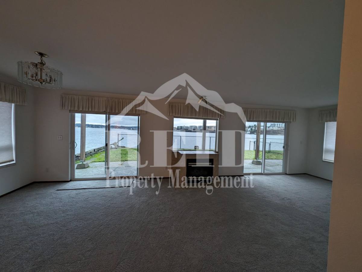 Apartment for rent at 305 & 307 Shore Dr, Bremerton, WA 98310