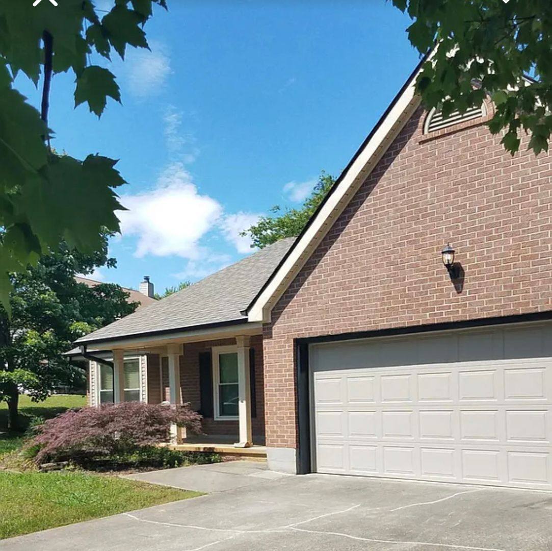 House for rent at 1633 Clear Brook Dr, Knoxville, TN 37922